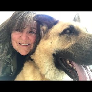 Meet your Posher, Joan